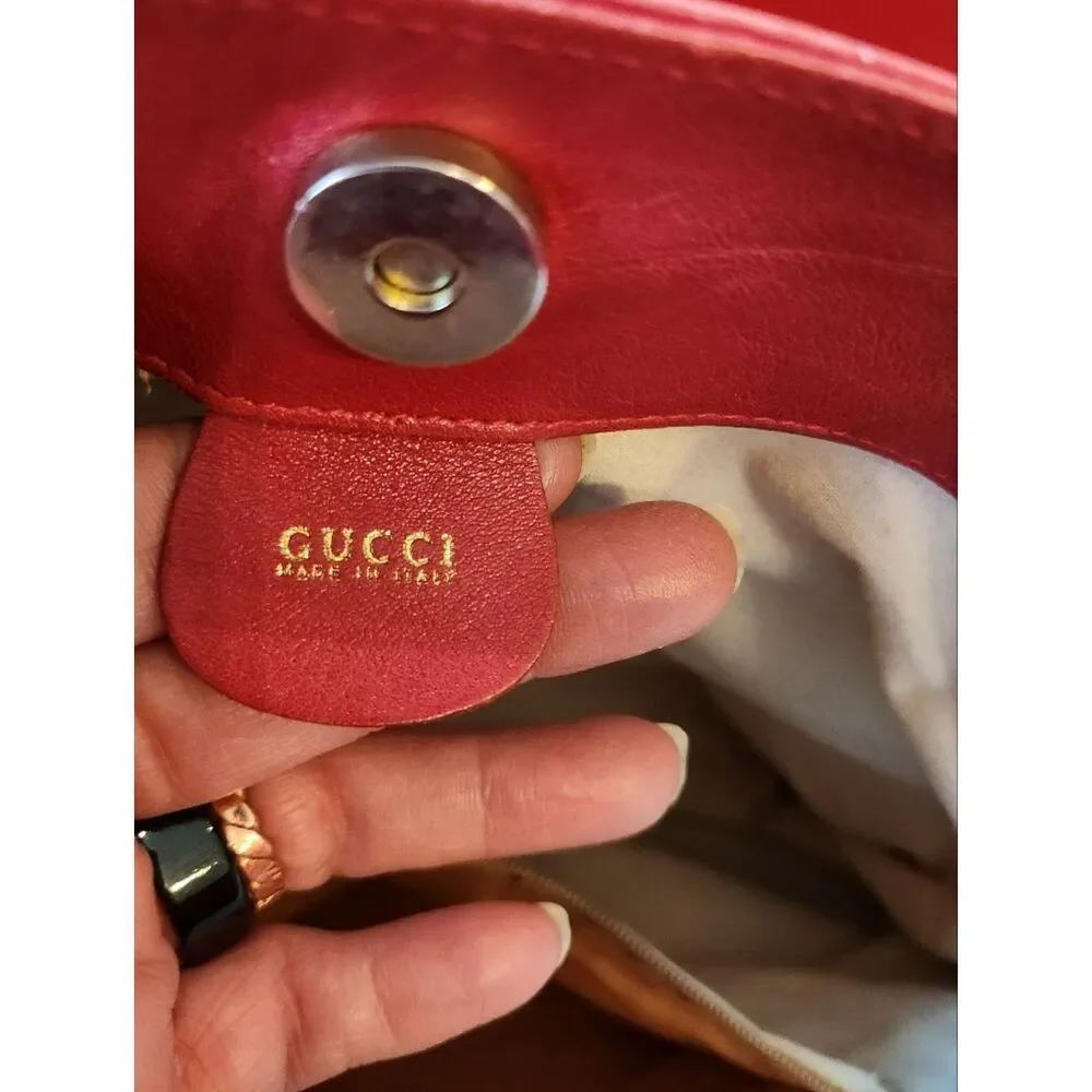 Gucci Red Leather Shoulder Bag with Bamboo Handle And Wallet